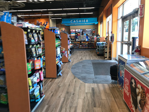 Convenience Store «Seasons Corner Market», reviews and photos, 8 Cranberry Hwy, West Wareham, MA 02576, USA