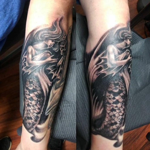 Find lipstick tattoo ideas for your next unique tattoo in Atlantic Beach at The Ink Chamber Tattoo Parlor