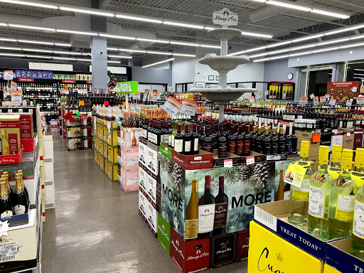 Liquor Store «Liquor City USA», reviews and photos, 965 Richmond Ave # F, Staten Island, NY 10314, USA
