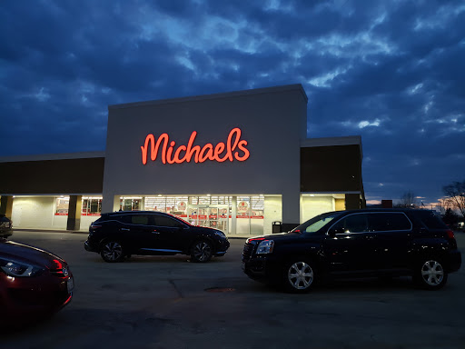 Craft Store «Michaels», reviews and photos, 15102 S La Grange Rd, Orland Park, IL 60462, USA