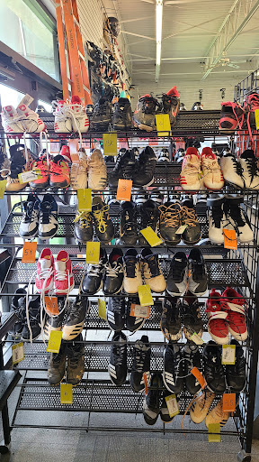 Sporting Goods Store «Play It Again Sports - Florida», reviews and photos, 11620 S Cleveland Ave, Fort Myers, FL 33907, USA