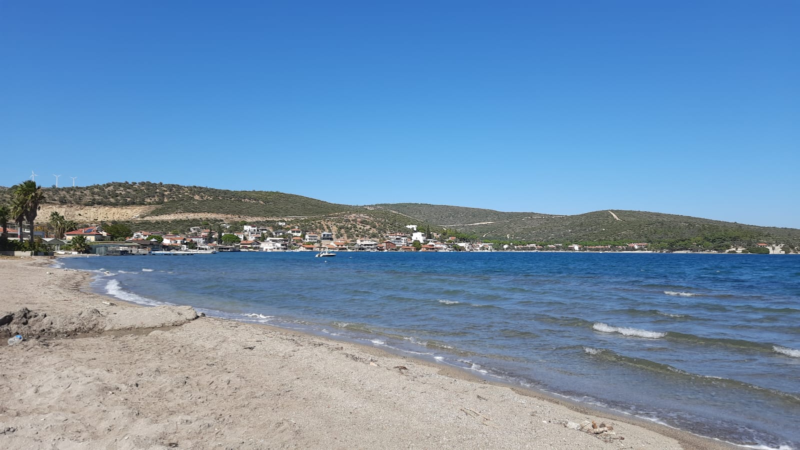Foto von Gulbahce Sahil mit beiger sand Oberfläche
