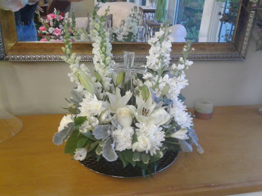 Florist «Starclaire House of Flowers Florist», reviews and photos, 1421 Emerywood Dr, Charlotte, NC 28210, USA