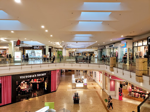 The Shops at Palm Desert image