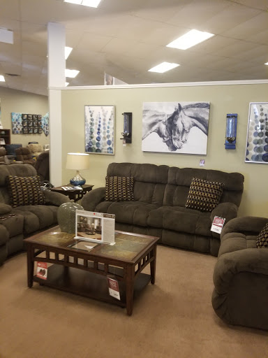 Furniture Store «Raymour & Flanigan Furniture and Mattress Store», reviews and photos, 895 E Gate Blvd, Garden City, NY 11530, USA