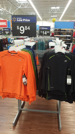 Discount Store «Walmart», reviews and photos, 6501 Veterans Memorial Pkwy, Crestwood, KY 40014, USA