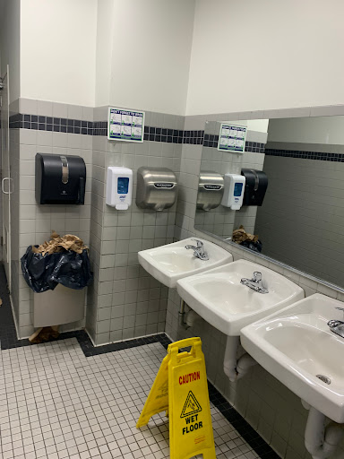 Electronics Store «Best Buy», reviews and photos, 1541 Carl D. Silver Parkway, Fredericksburg, VA 22401, USA