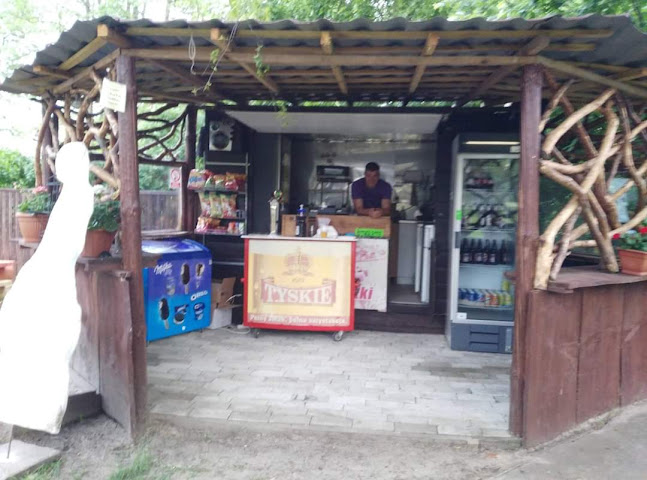 https://m.facebook.com/JustynaHubertSodoma/about/?ref=page_internal&mt_nav=0&locale2=de_DE