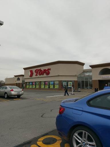 Tops Friendly Markets, 3865 Union Rd, Cheektowaga, NY 14225, USA, 