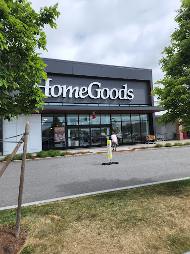 Shopping Mall «Woburn Mall», reviews and photos, 296 Mishawum Rd, Woburn, MA 01801, USA