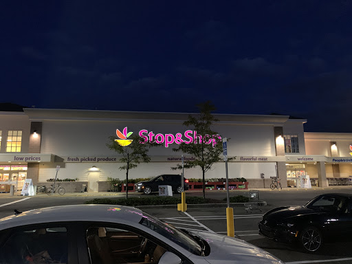Grocery Store «Stop & Shop», reviews and photos, 470 Monroe Turnpike, Monroe, CT 06468, USA