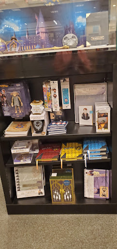 Book Store «Barnes & Noble Booksellers Ingram Festival», reviews and photos, 6065 NW Loop 410 #185, San Antonio, TX 78238, USA