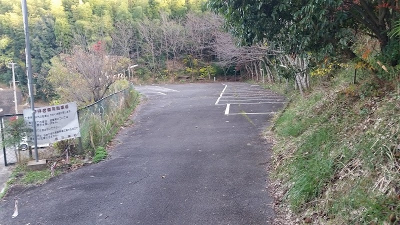 春日神社専用駐車場