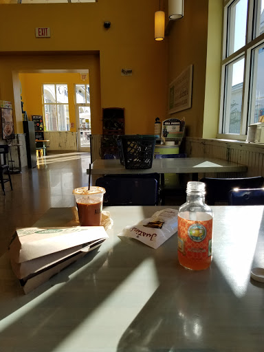 Grocery Store «Whole Foods Market», reviews and photos, 94 Derby St, Hingham, MA 02043, USA