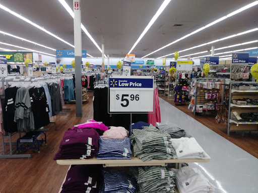 Discount Store «Walmart», reviews and photos, 13020 Riverdale Dr NW, Coon Rapids, MN 55448, USA