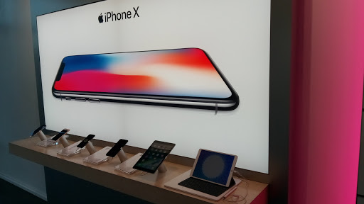 Cell Phone Store «T-Mobile», reviews and photos, 4557 Lafayette Rd b, Indianapolis, IN 46254, USA