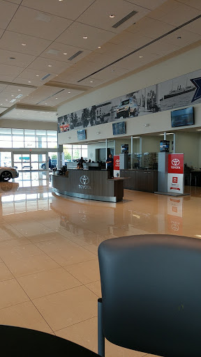 Toyota Dealer «Toyota of North Miami», reviews and photos, 16600 NW 2nd Ave, Miami, FL 33169, USA