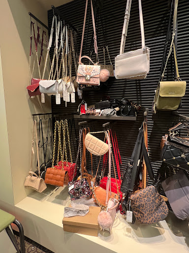 Shoe Store «DSW Designer Shoe Warehouse», reviews and photos, 3333 Preston Rd, Frisco, TX 75034, USA