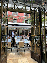 Atmosphère du Hôtel Costes Restaurant à Paris - n°17