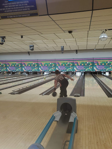 Bowling Alley «Shore Lanes», reviews and photos, 31100 Harper Ave, St Clair Shores, MI 48082, USA