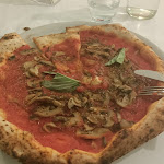 Photo n°1 de l'avis de Poonie.i fait le 03/08/2023 à 20:19 sur le  Antica Pizzeria Port'Alba à Naples