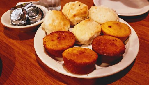 American Restaurant «Cracker Barrel Old Country Store», reviews and photos, 24400 Eastex Fwy, Kingwood, TX 77339, USA