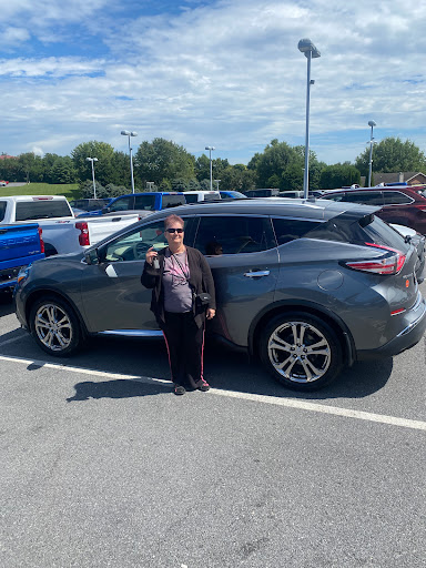 Toyota Dealer «Apple Valley Toyota», reviews and photos, 650 Foxcroft Ave, Martinsburg, WV 25401, USA