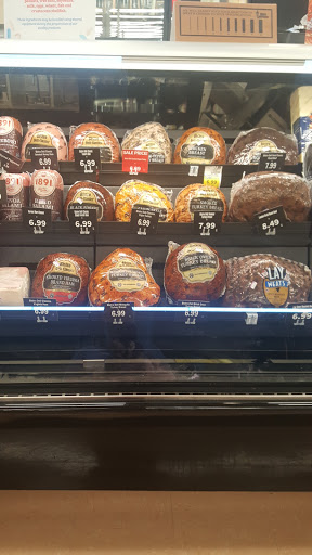 Supermarket «Food City», reviews and photos, 1317 Virginia Ave, Bristol, TN 37620, USA