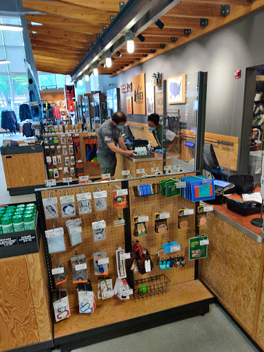 Camping Store «REI», reviews and photos, 11950 Grand Commons Ave, Fairfax, VA 22030, USA