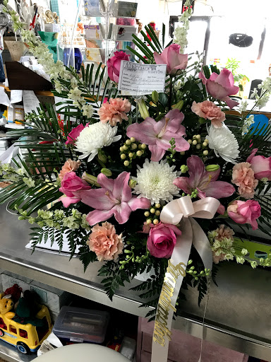 Florist «All Occasion Florist & Gifts», reviews and photos, 34125 Harper Ave, Charter Twp of Clinton, MI 48035, USA