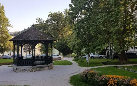 Zdraviliški park image