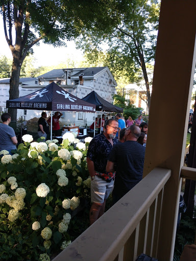 Wine Store «Olde Wine Cellar», reviews and photos, 7932 Main St, Olmsted Falls, OH 44138, USA