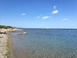 Spiaggia Li Marini'in fotoğrafı - rahatlamayı sevenler arasında popüler bir yer