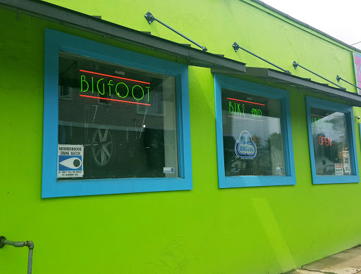 Skateboard Shop «BIGFOOT BIKE AND SKATE», reviews and photos, 350 E Ward St, Milwaukee, WI 53207, USA
