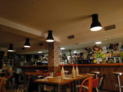 Bar restaurante Contracorriente - C. Real, 61, 29532 Mollina, Málaga, Spain