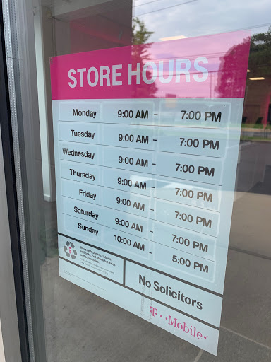 Cell Phone Store «T-Mobile», reviews and photos, 2080 NJ-66, Neptune City, NJ 07753, USA