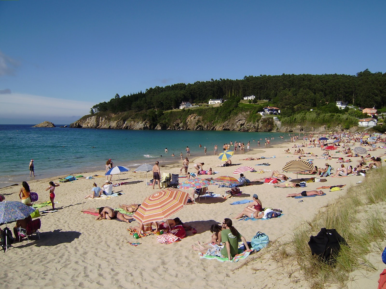 Foto de Praia de Xilloi com baía espaçosa