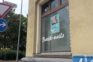 Batik-Nails