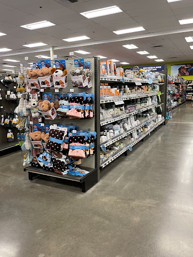 Pet Supply Store «Petco Animal Supplies», reviews and photos, 1530 Black Lake Blvd SW D, Olympia, WA 98502, USA