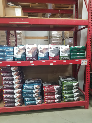 Pet Supply Store «Mounds Pet Food Warehouse», reviews and photos, 5350 King James Way, Fitchburg, WI 53719, USA