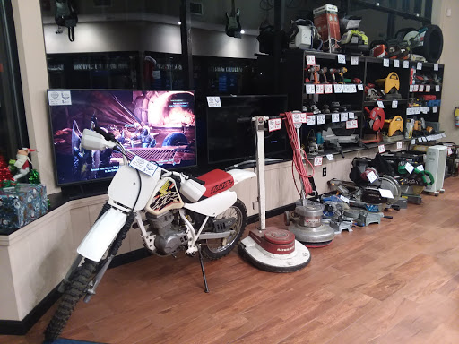 Pawn Shop «Fall River Pawn Brokers», reviews and photos, 268 Union St, New Bedford, MA 02740, USA