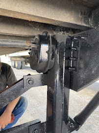 Truck & trailer repair shop