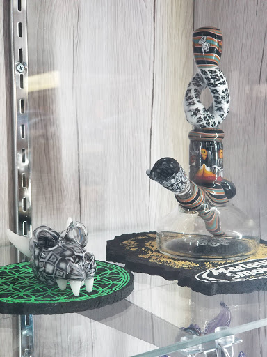 Tobacco Shop «Marleys Smoke Shop», reviews and photos, 6410 Charlotte Pike #116, Nashville, TN 37209, USA