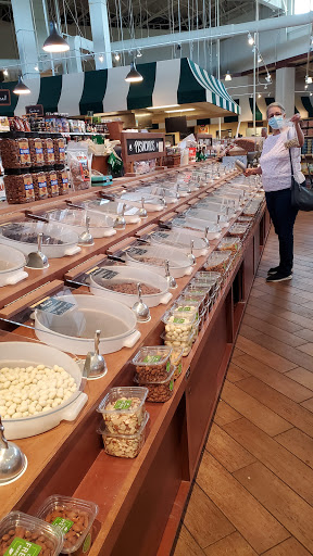 Grocery Store «The Fresh Market», reviews and photos, 11 Essington Dr, Hingham, MA 02043, USA