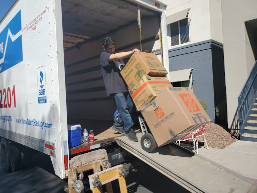 Real Estate Agents «New Start Realty & Moving», reviews and photos, 13376 W Desert Ln, Surprise, AZ 85374, USA