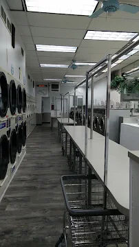 King Bubble aka Dutch-Maid Laundromat - Car repair in Poughkeepsie, NY, Poughkeepsie - Rated 2.3/5