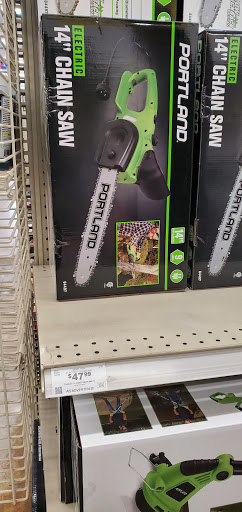 Hardware Store «Harbor Freight Tools», reviews and photos, 356 S Broadway STE 3, Salem, NH 03079, USA