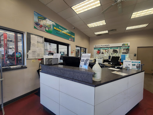 Tire Shop «Mavis Discount Tire», reviews and photos, 442 Elizabeth Ave, Somerset, NJ 08873, USA