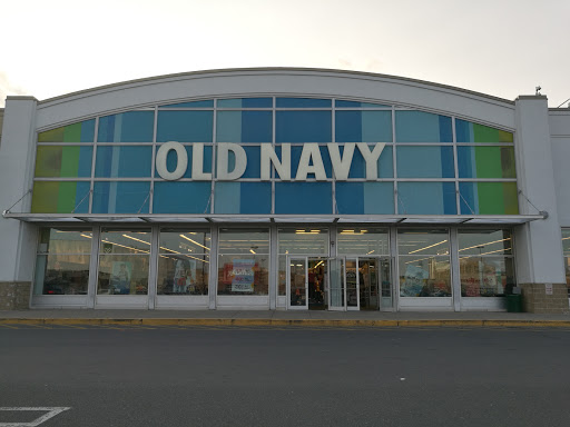 Clothing Store «Old Navy», reviews and photos, 8 Allstate Rd, Boston, MA 02125, USA
