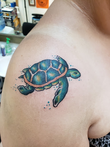 Explore fine line tattoo ideas men, creative tattoo ideas in Honolulu, available at 434 TATTOO WAIKIKI